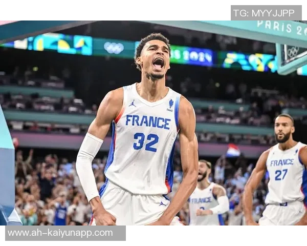 名嘴点评文班亚马身体变化超预期展现强壮实力 名嘴点评文班亚马身体变化超预期展现强壮实力