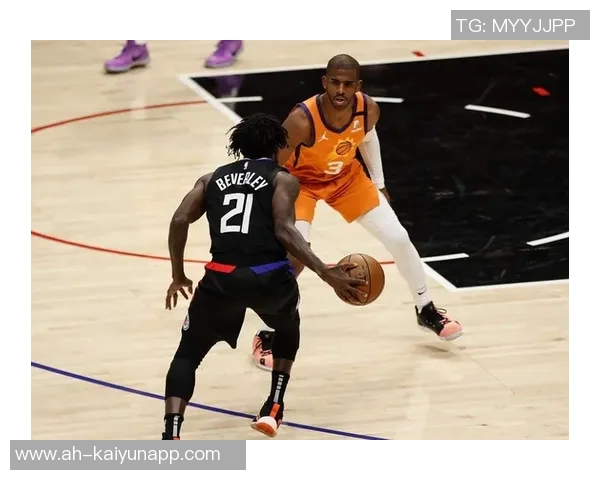 快船新赛季主场球迷墙区域季票仅需495美元每场平均票价仅12美元